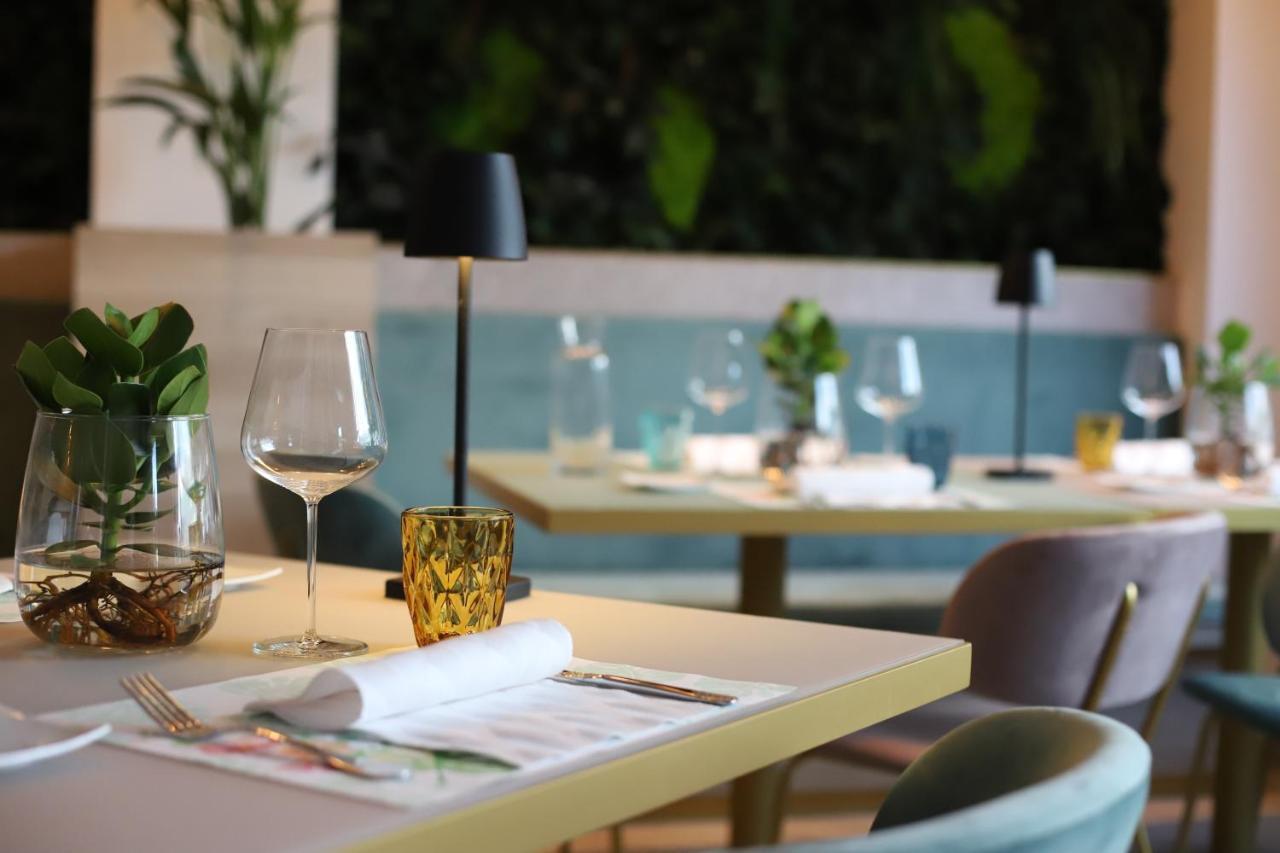 Luxury Suites Rocopom - Lake Front مالغراتي المظهر الخارجي الصورة
