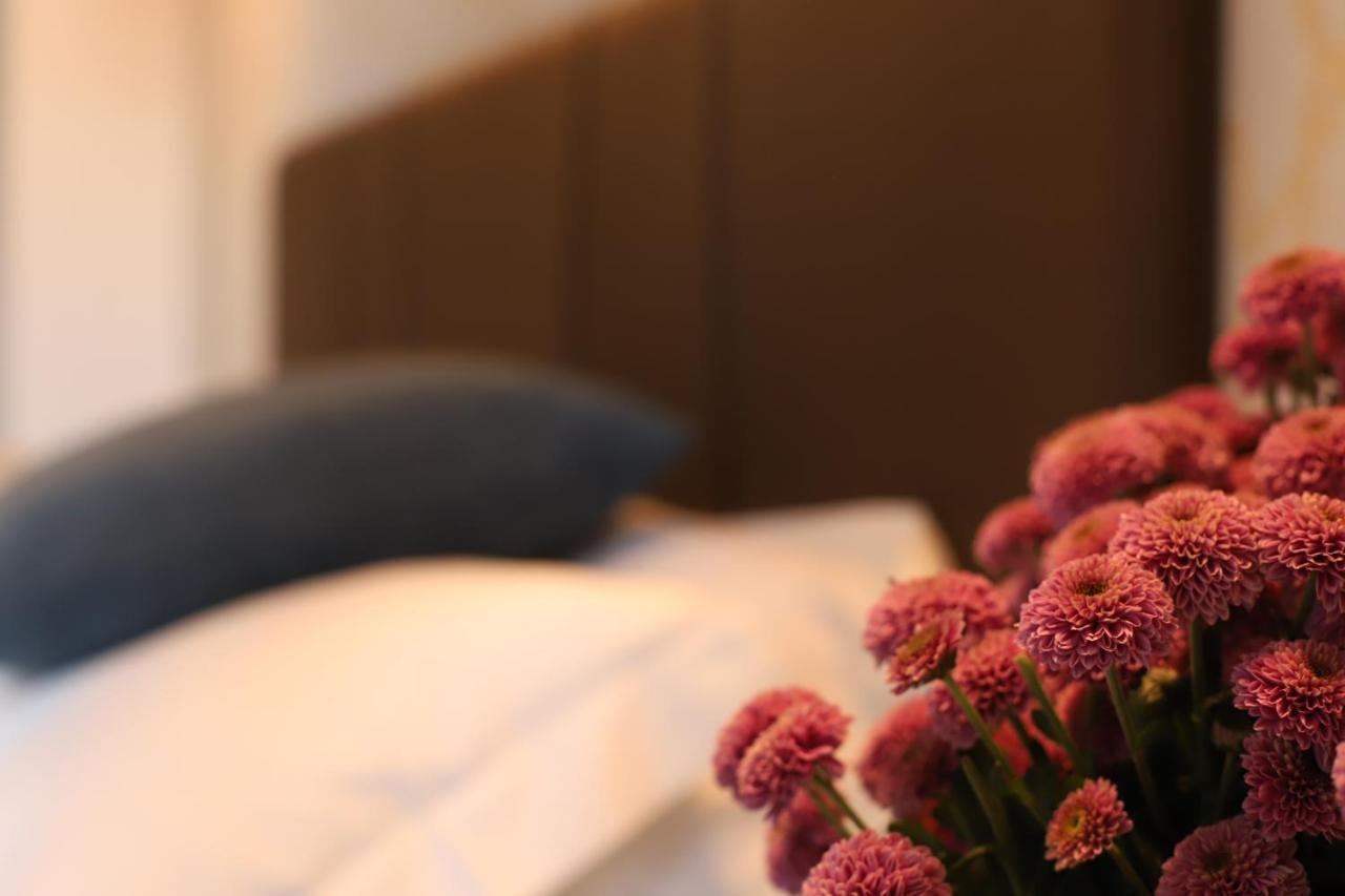 Luxury Suites Rocopom - Lake Front مالغراتي المظهر الخارجي الصورة